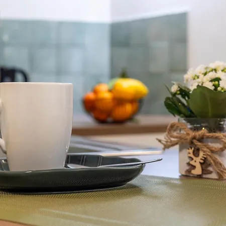 Semesterbostad Maison Castro Casetta A